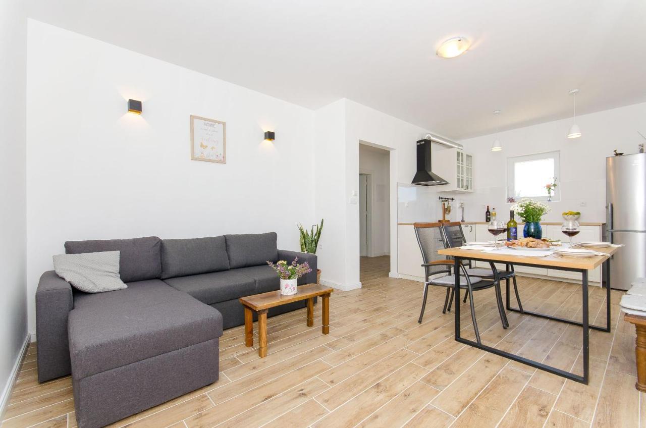 Villa Dupla Kanica Sevid Exteriör bild