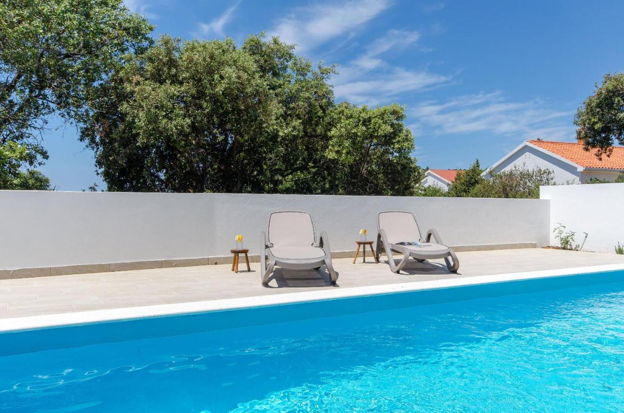 Villa Dupla Kanica Sevid Exteriör bild
